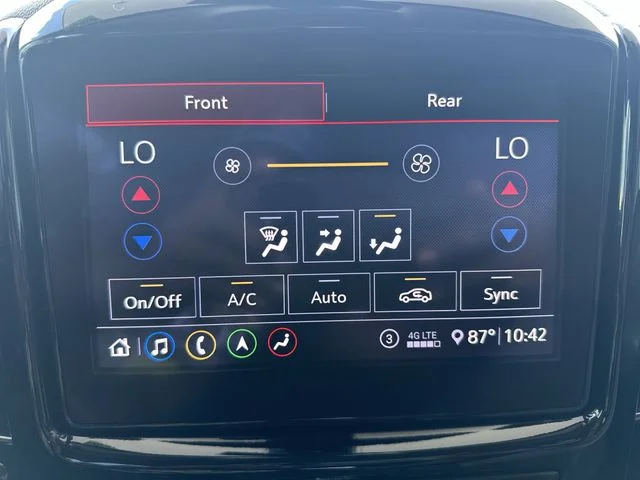 Used 2020 Gray Chevrolet 3LT image 20