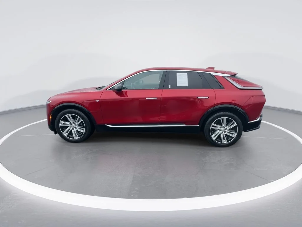 Used 2024 Red Cadillac Tech image 5