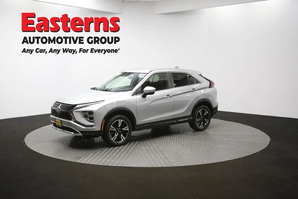 Used 2024 Silver Mitsubishi SE image 54