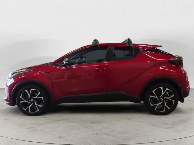Used 2021 Red Toyota XLE image 8