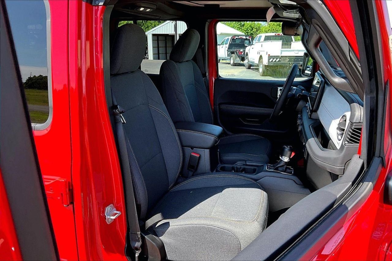 Used 2025 Firecracker Red Clearcoat Jeep Sahara 4xe image 30