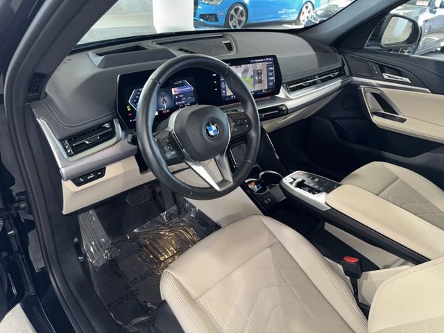 Certified Used 2025 Black Sapphire Metallic BMW xDrive28i image 22