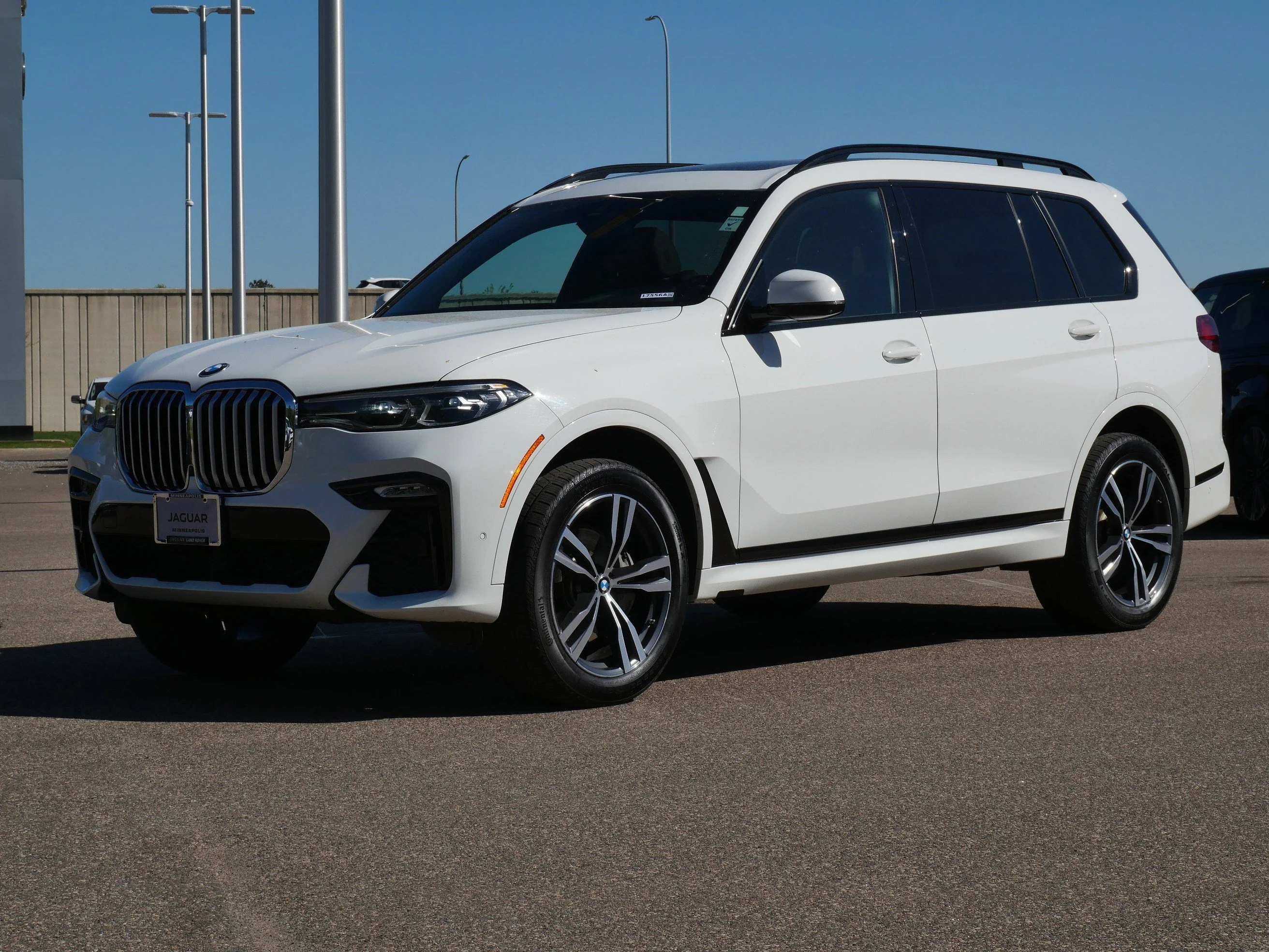 2021 BMW X7 xDrive40i's photo