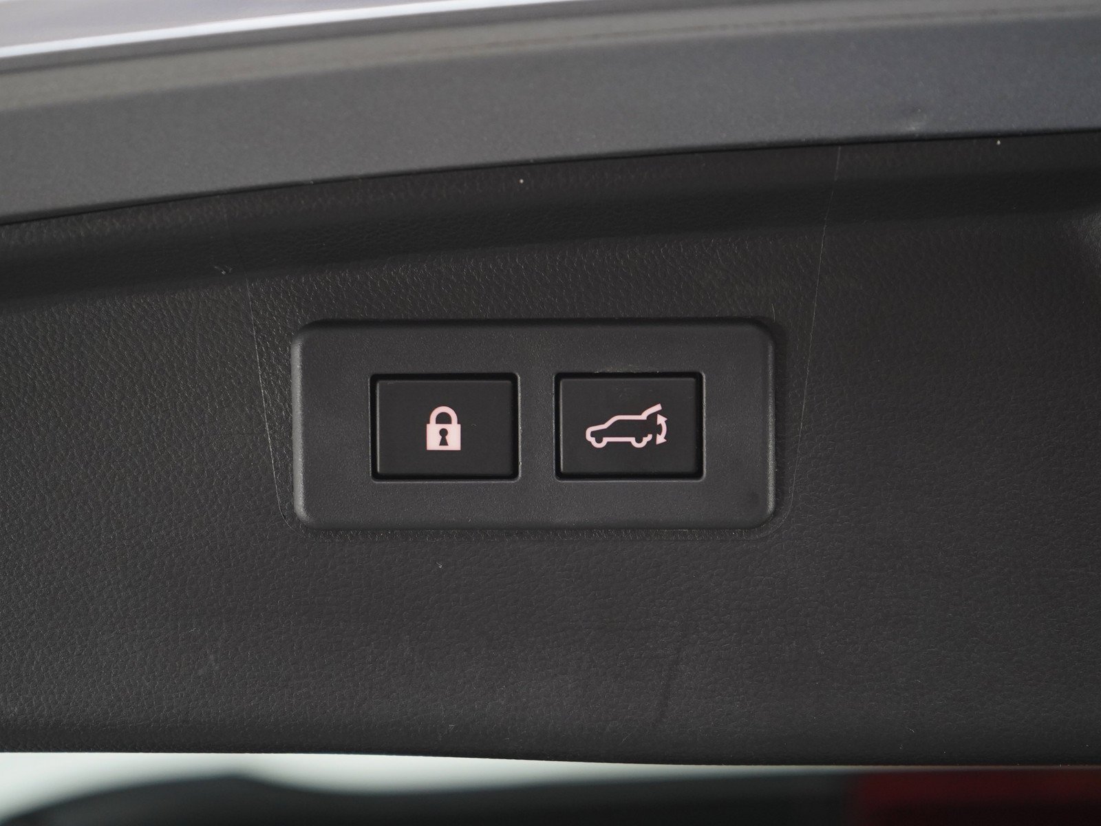Used 2020 Ice Silver Metallic Subaru Limited Xt image 17
