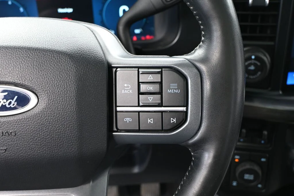 Used 2024 Red Ford Lariat image 32