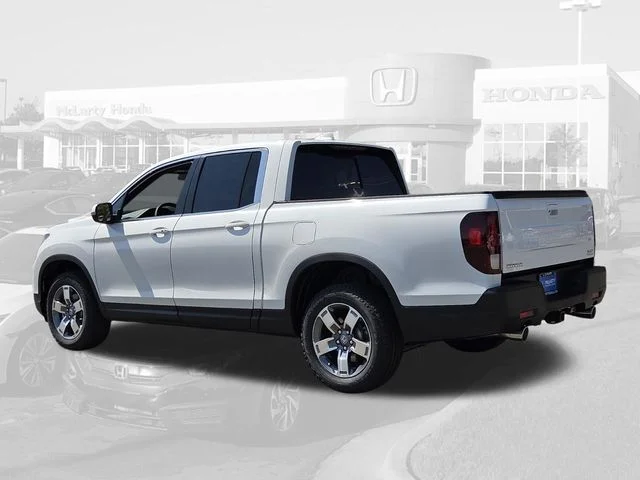 New 2026 Platinum White Pearl Honda RTL image 3