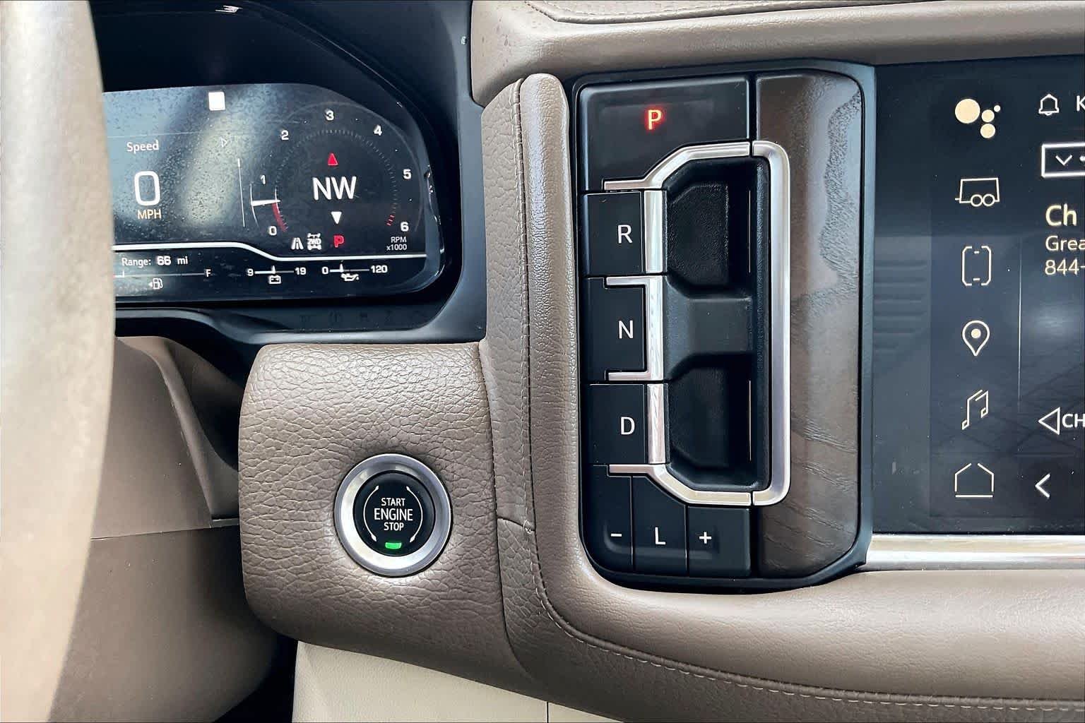 Used 2022 Onyx Black GMC Denali image 36