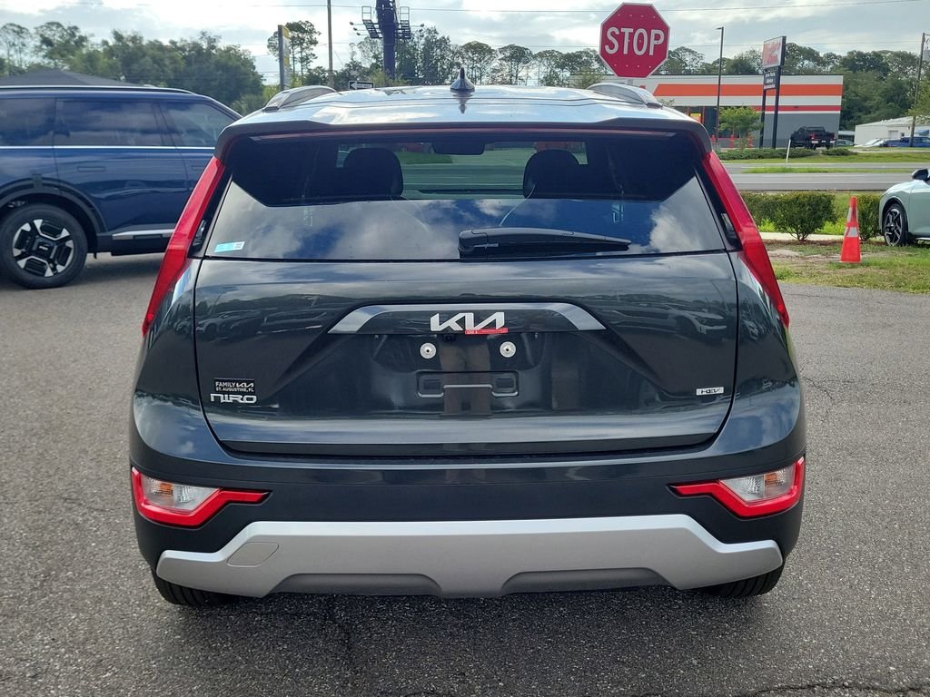New 2026 Gray Kia LX image 5