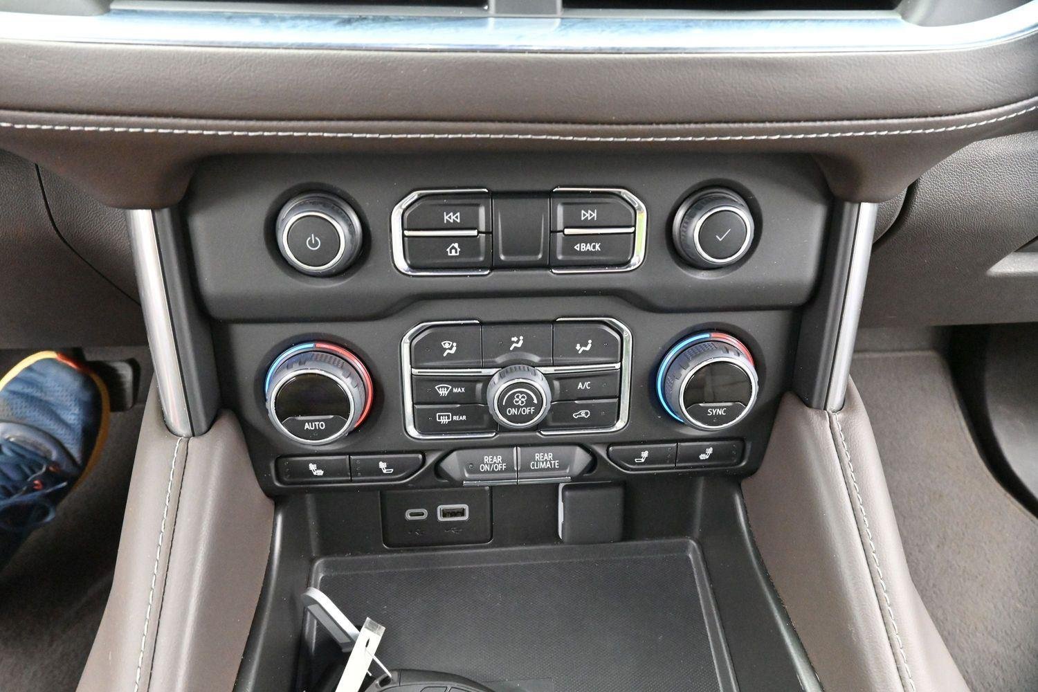 Used 2024 Sterling Gray Metallic Chevrolet Z71 image 27