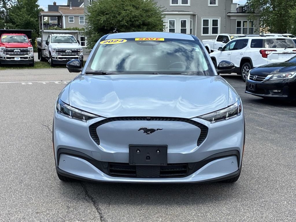 Used 2024 Gray Ford Select image 2