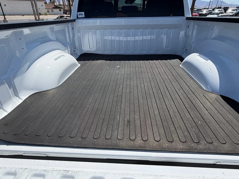 Used 2022 Bright White Clea Ram Laramie image 23