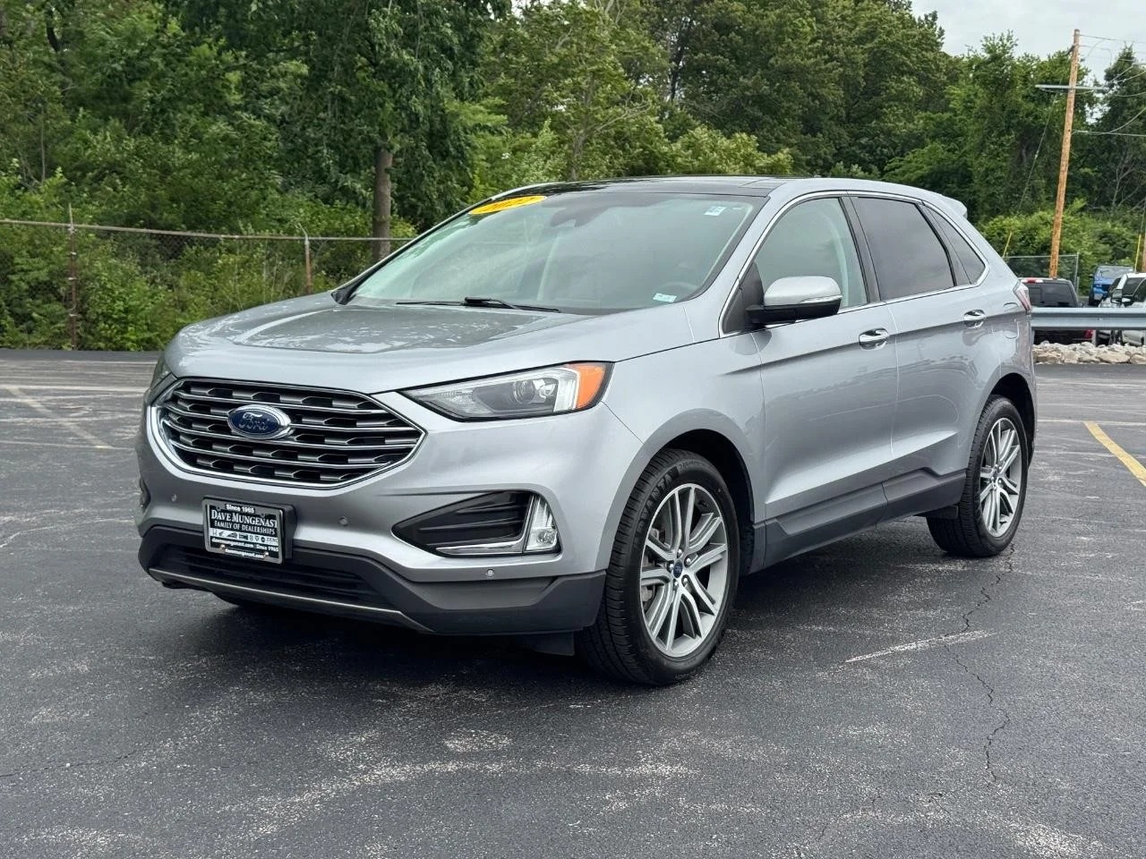 Used 2022 Iconic Silver Ford Titanium image 9