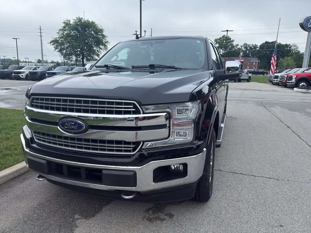 Used 2019 Agate Black Metallic Ford LARIAT image 2