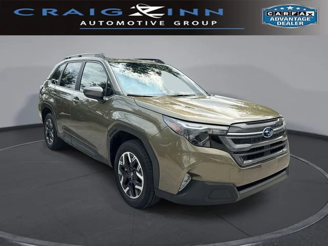 2025 Subaru Forester Premium's photo