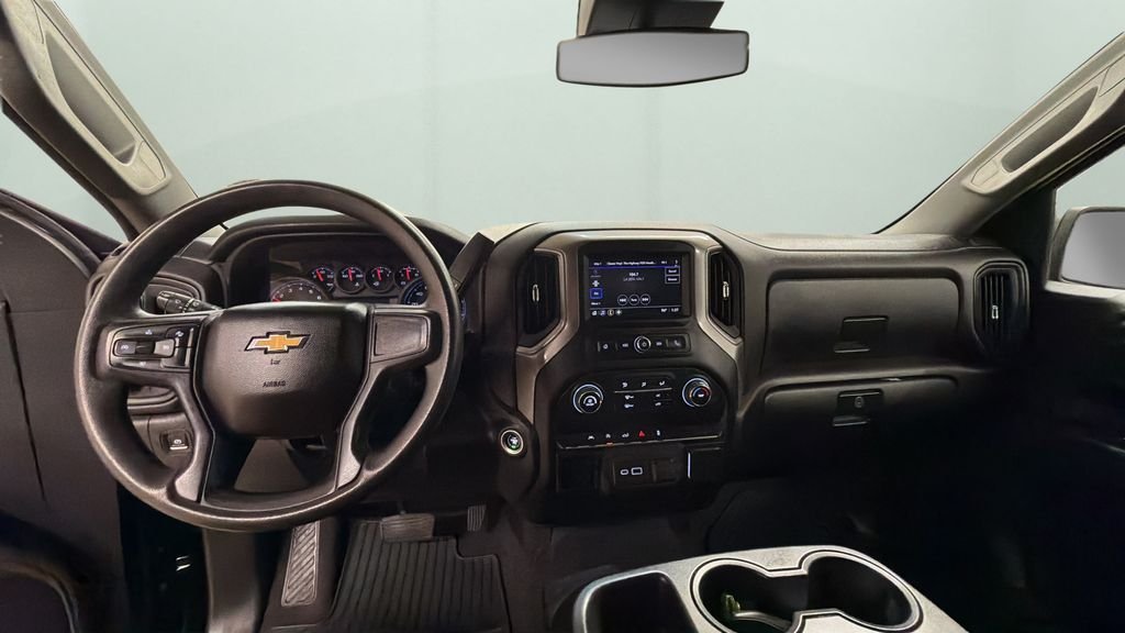 Used 2022 Black Chevrolet Custom image 10