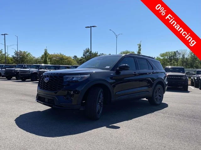 New 2026 Agate Black Metallic Ford ST-Line image 7