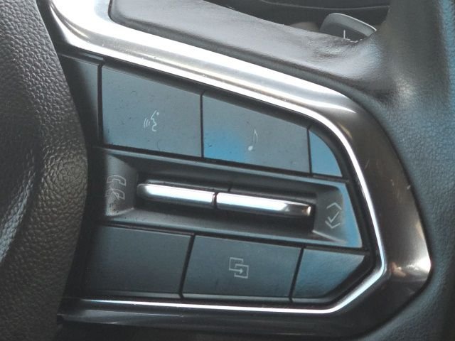 Used 2025 Gray Chevrolet Z71 image 22