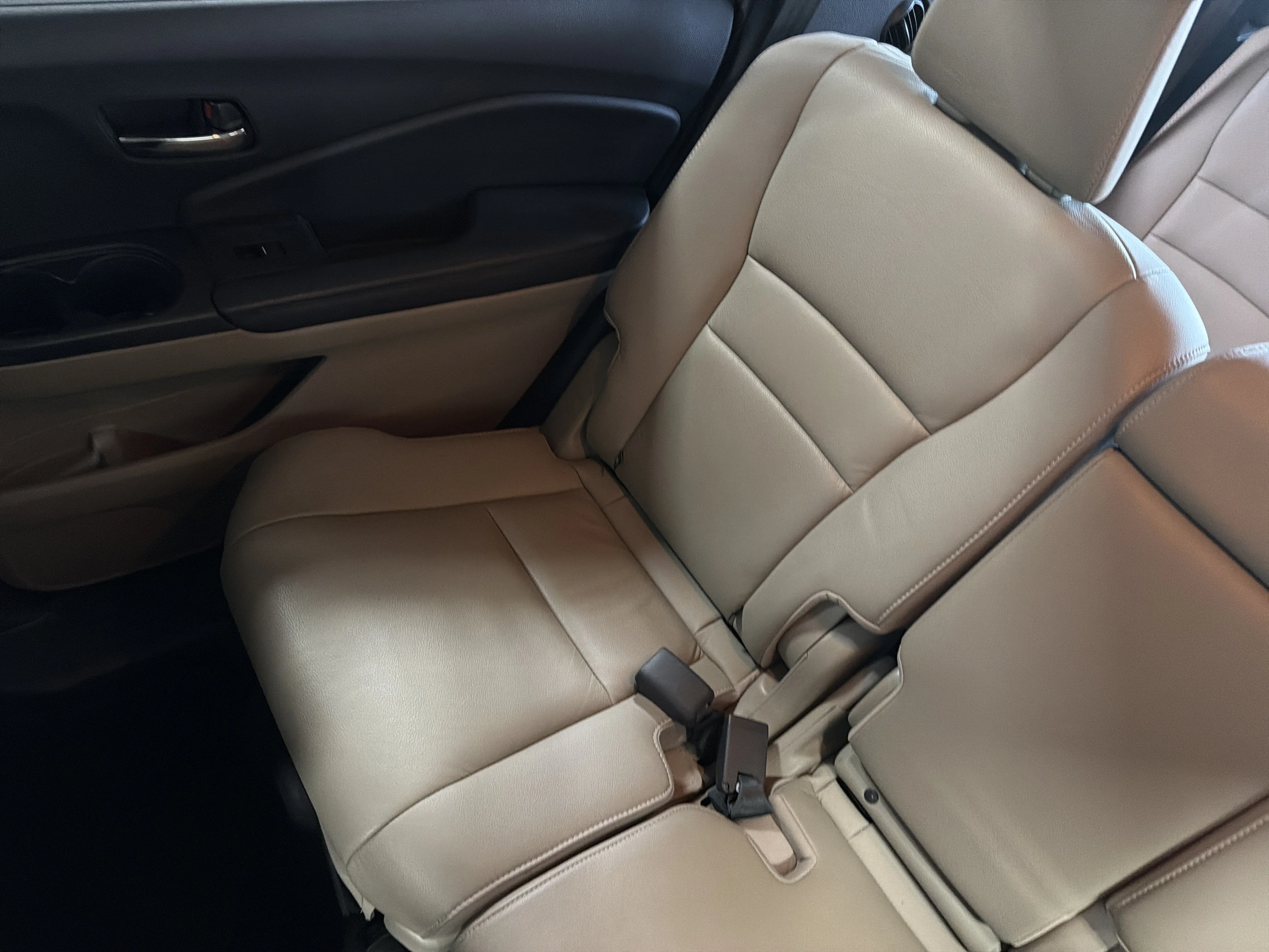 Used 2016 White Honda EX-L image 12