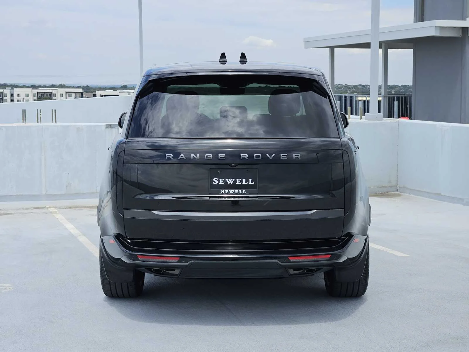 Certified Used 2024 Santorini Black Metallic Land Rover SE image 6