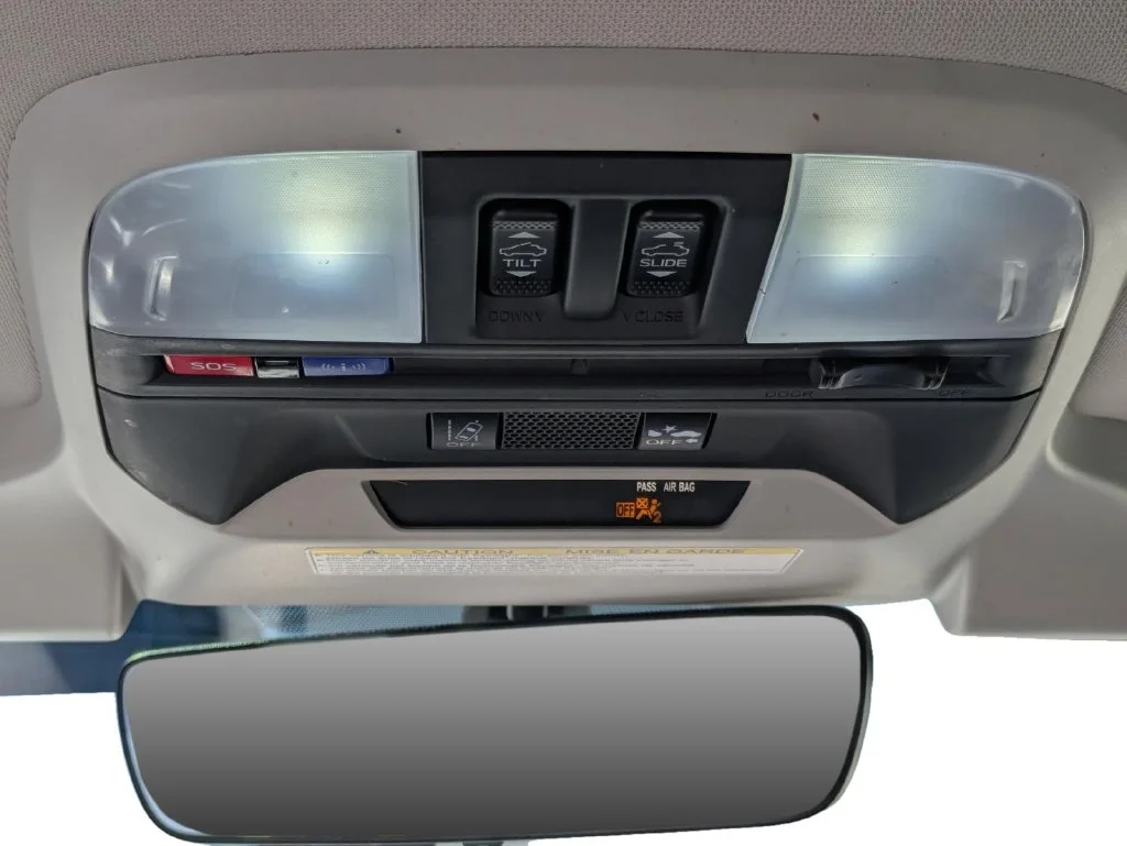 Used 2023 White Subaru Limited image 17