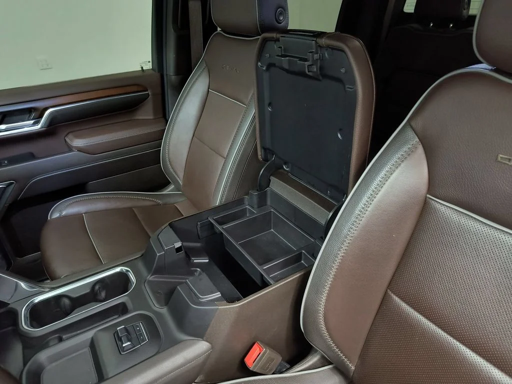 Used 2024 Summit White GMC Denali image 30