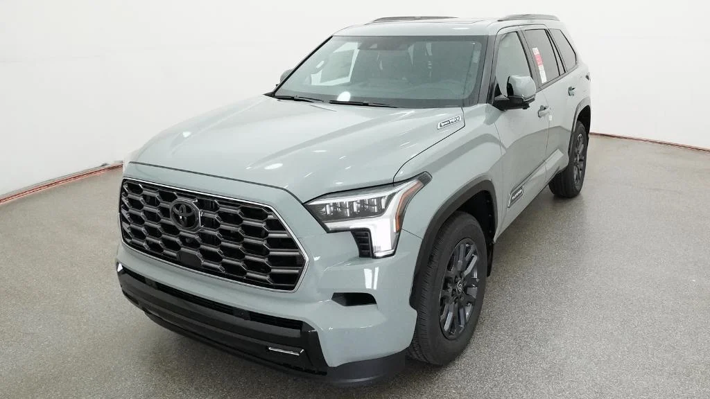 New 2026 Lunar Rock Toyota Platinum image 7