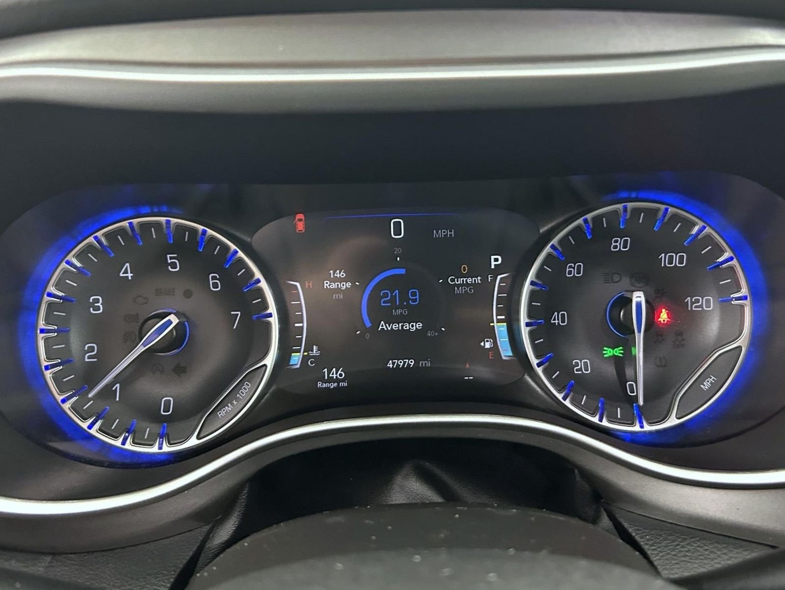 Certified Used 2022 White Chrysler Touring L image 14