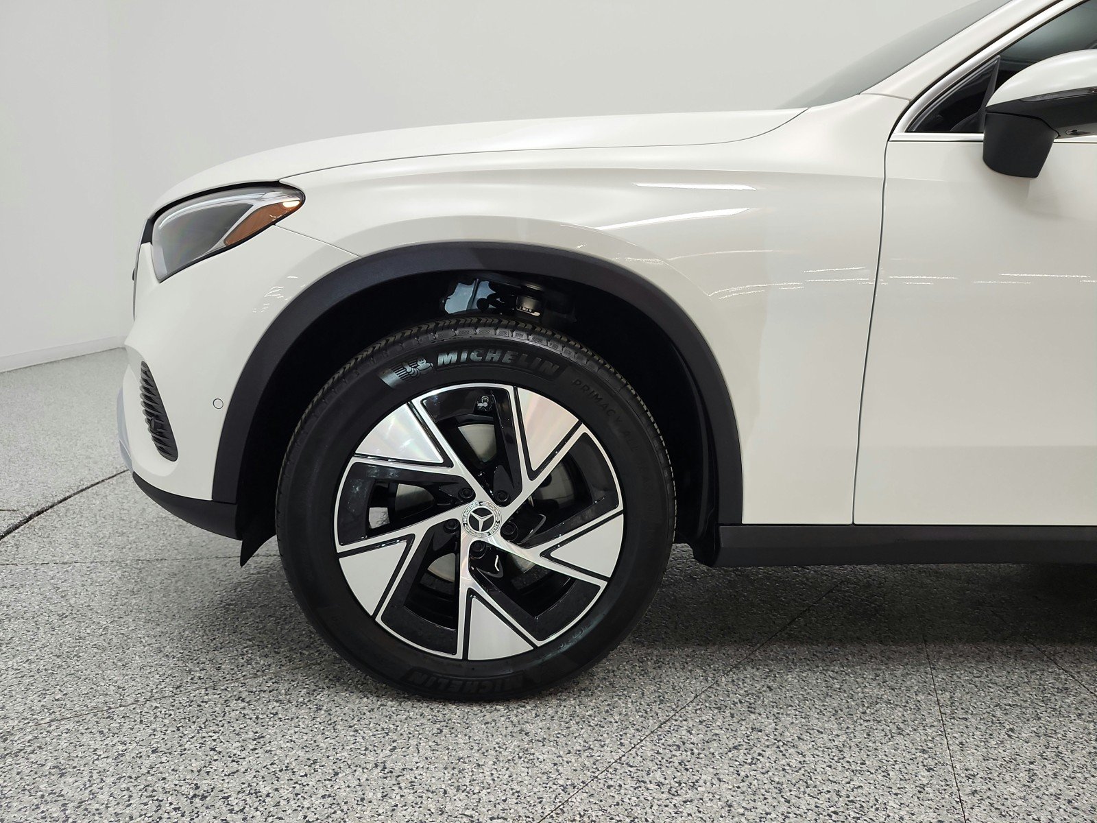 Certified Used 2024 Polar White Mercedes-Benz GLC 300 4MATIC® SUV image 21