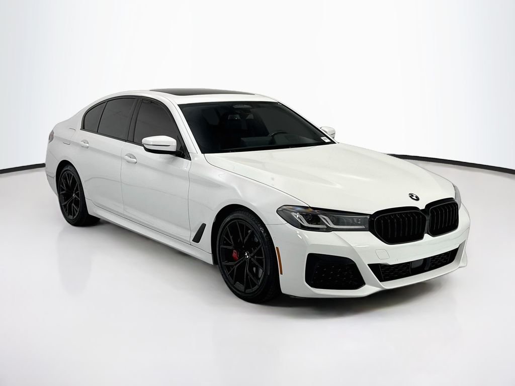 Used 2022 Alpine White BMW 530i image 3
