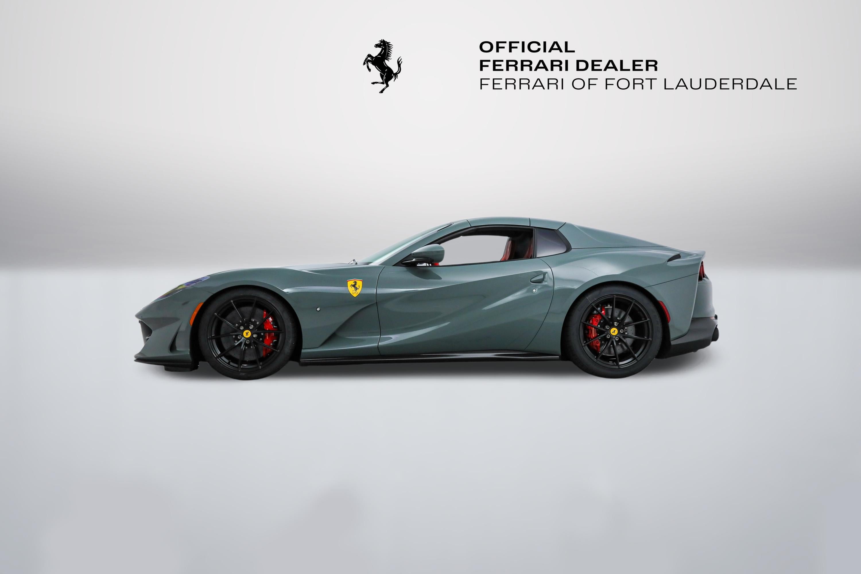 Certified Used 2022 Grigio Medio Ferrari  image 10