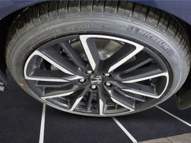 New 2026  Honda Touring image 8