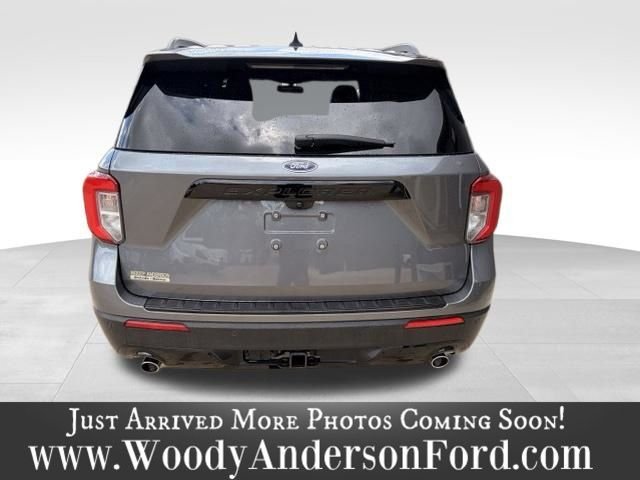 Used 2022 Carbonized Gray Metallic Ford ST-Line image 5