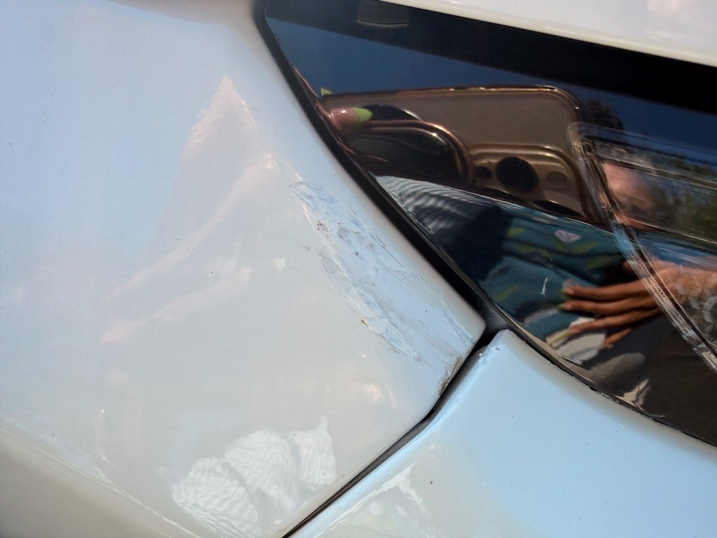 Used 2024 White Nissan SV image 4