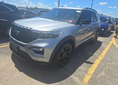 Used 2022 Silver Ford ST-Line image 2