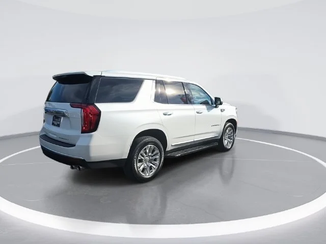 Used 2024 White GMC Denali image 8