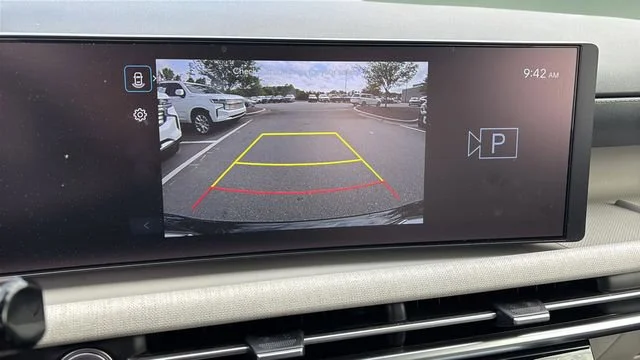 Used 2025 Black Hyundai SEL Convenience image 27
