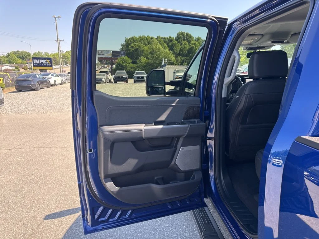 Used 2026 Blue Ford Lariat image 28