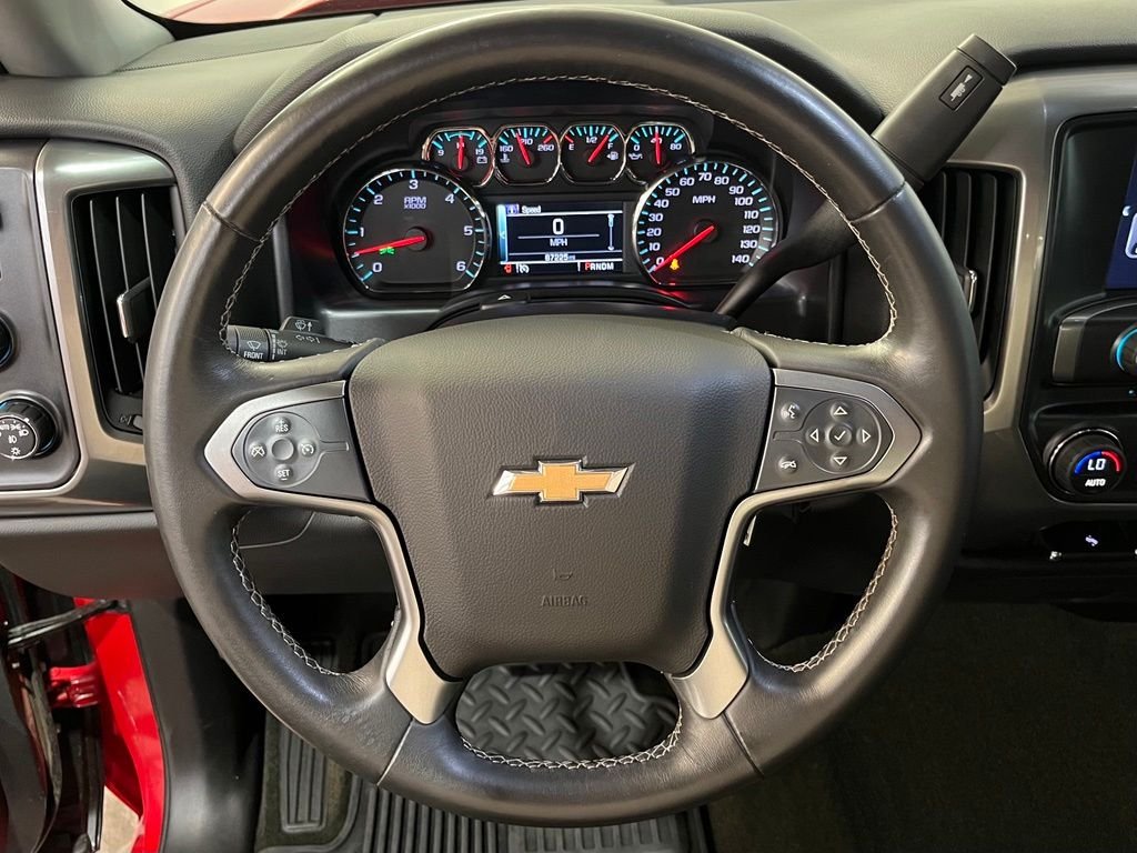 Used 2014 Red Chevrolet LT image 18