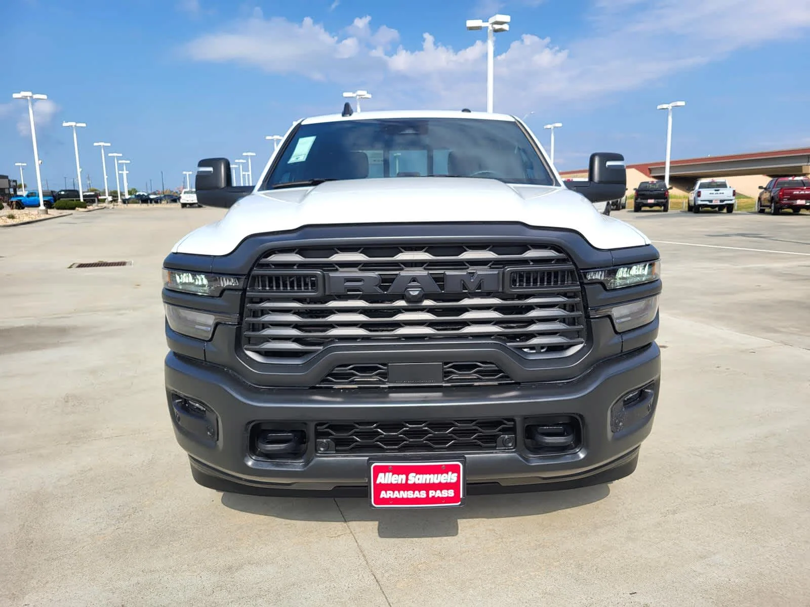 2026 RAM 2500 Tradesman - Photo 8
