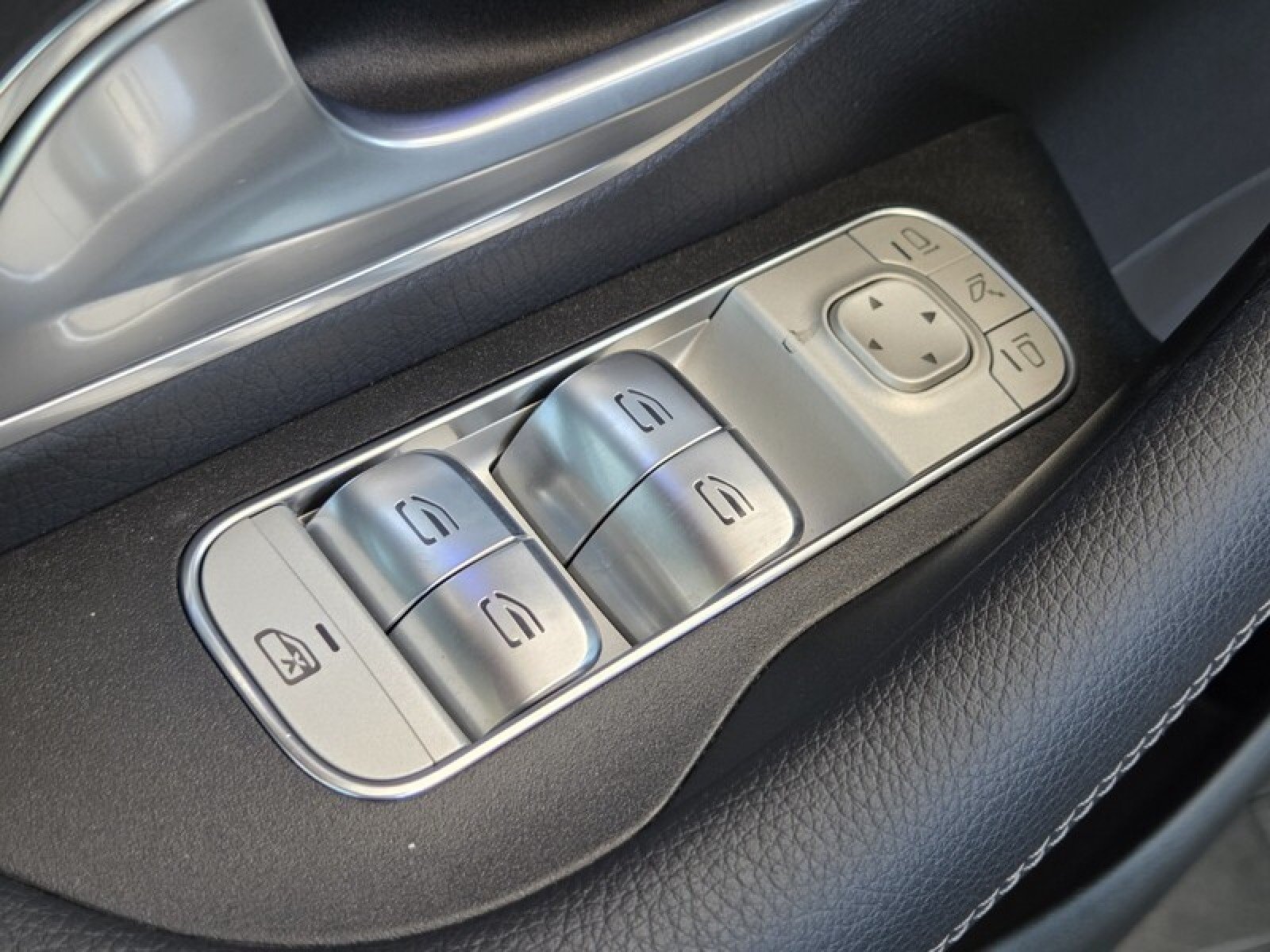 Certified Used 2025 Cirrus Silver Metallic Mercedes-Benz GLE 350 image 24