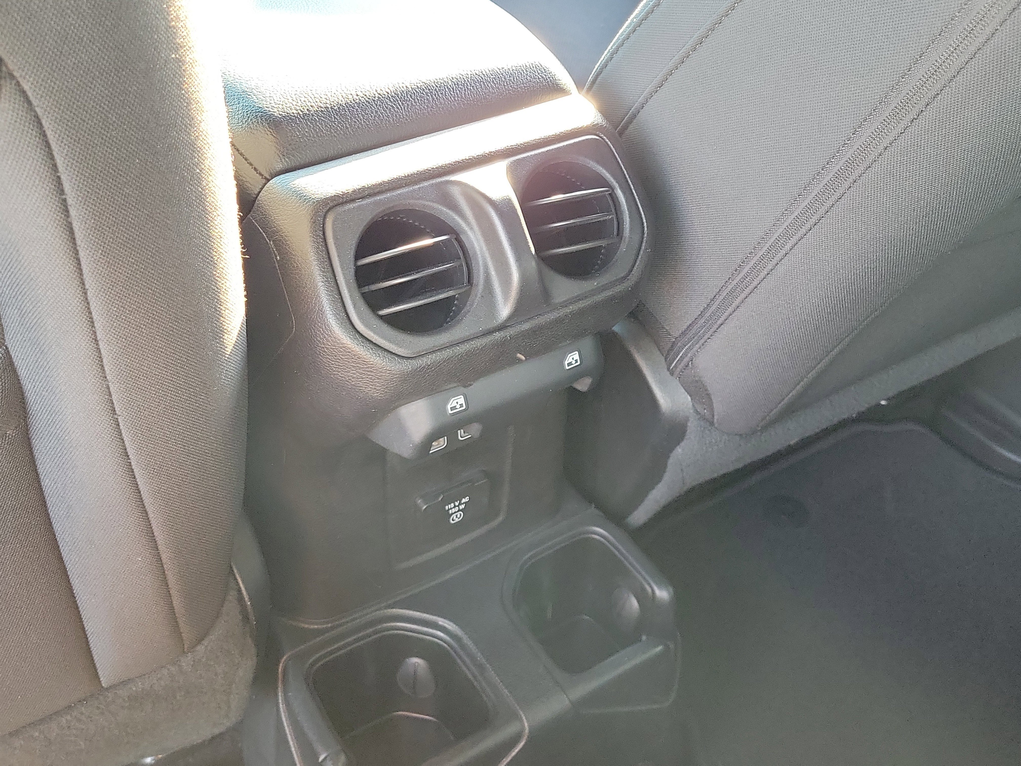 Used 2020 Granite Crystal Metallic Clearcoat Jeep Sport S image 14