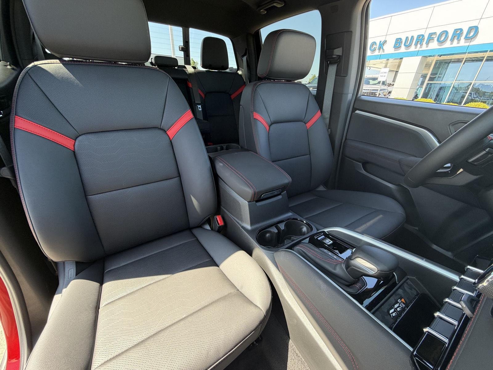 2026 Chevrolet Colorado Z71 - Photo 29