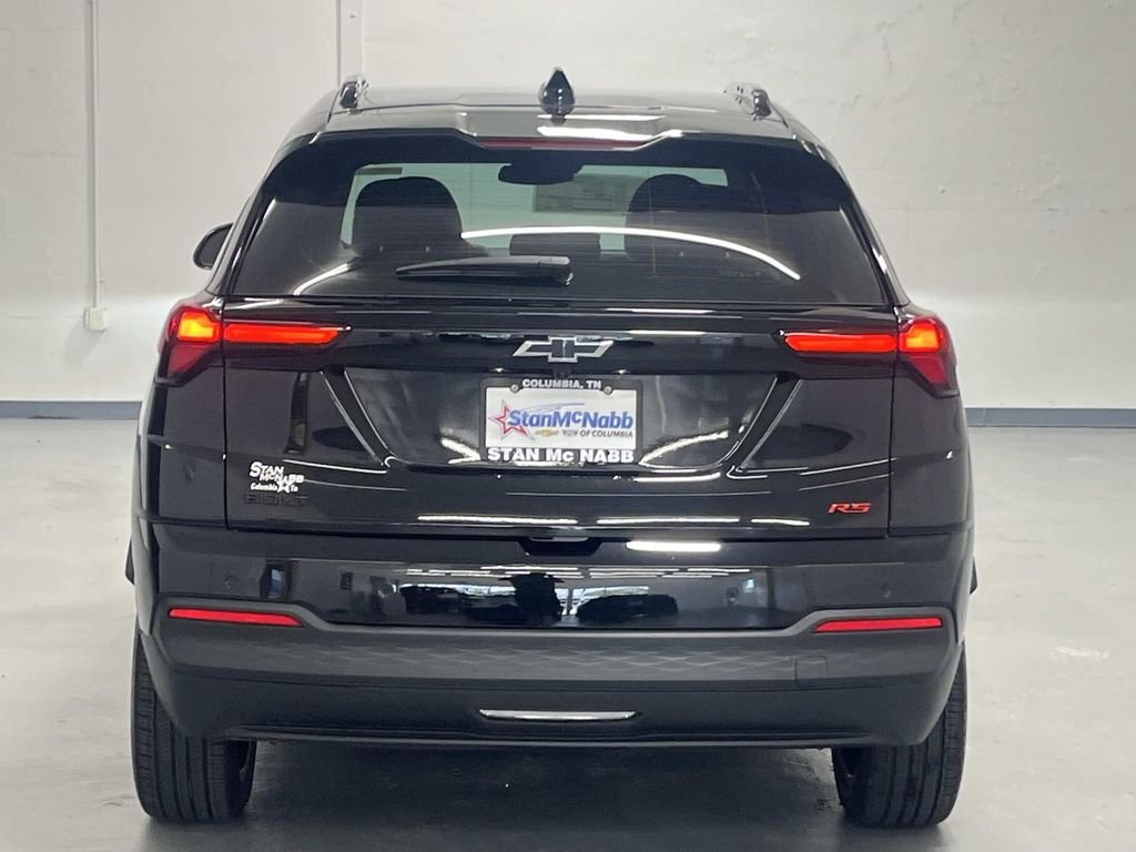 2027 Chevrolet Bolt RS - Photo 7