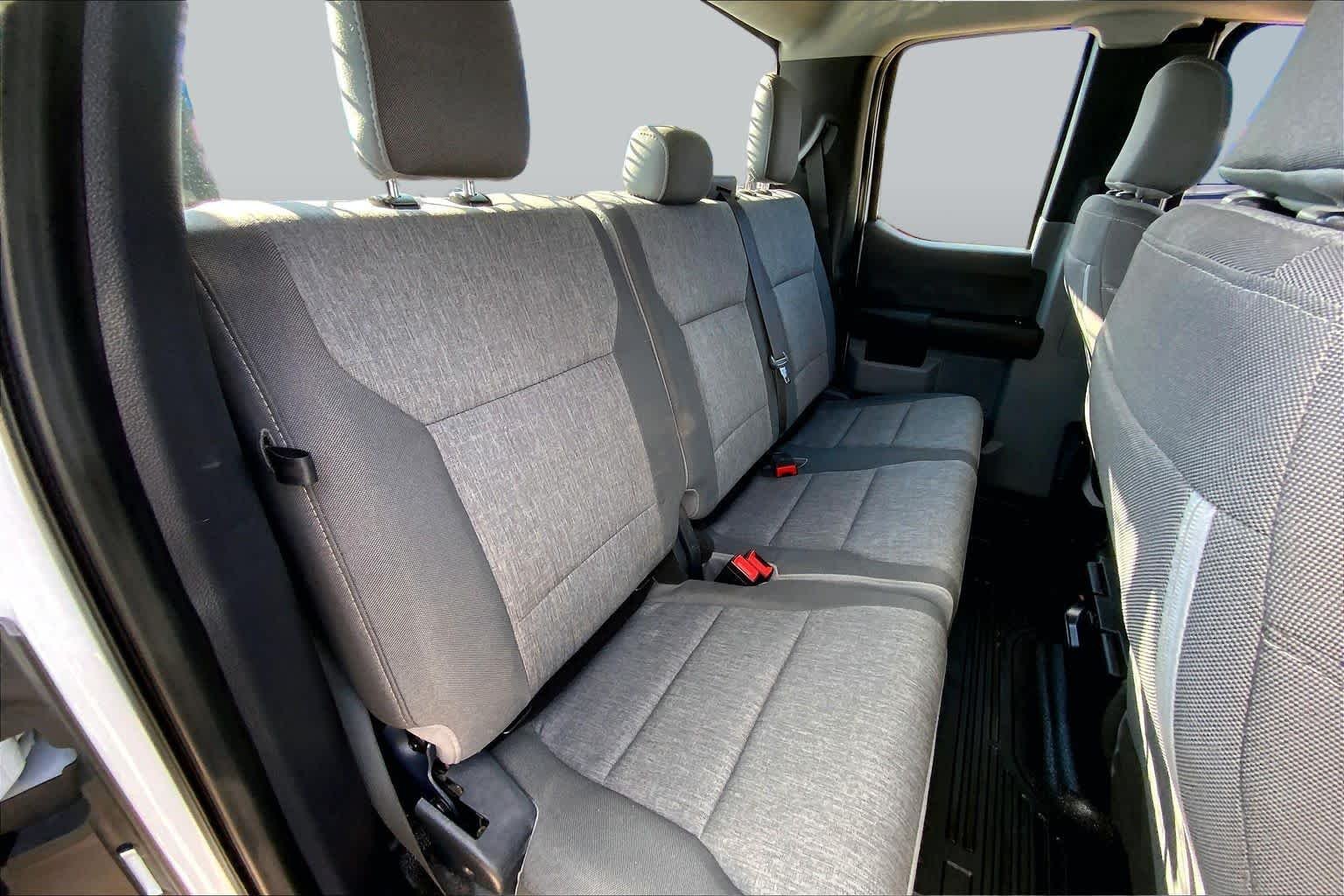 Used 2024 Oxford White Ford XL image 20