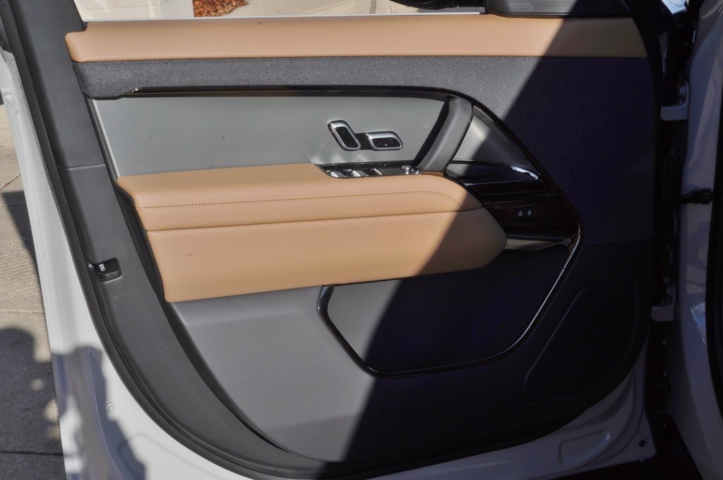 2026 LAND ROVER RANGE ROVER SPORT - Image 9