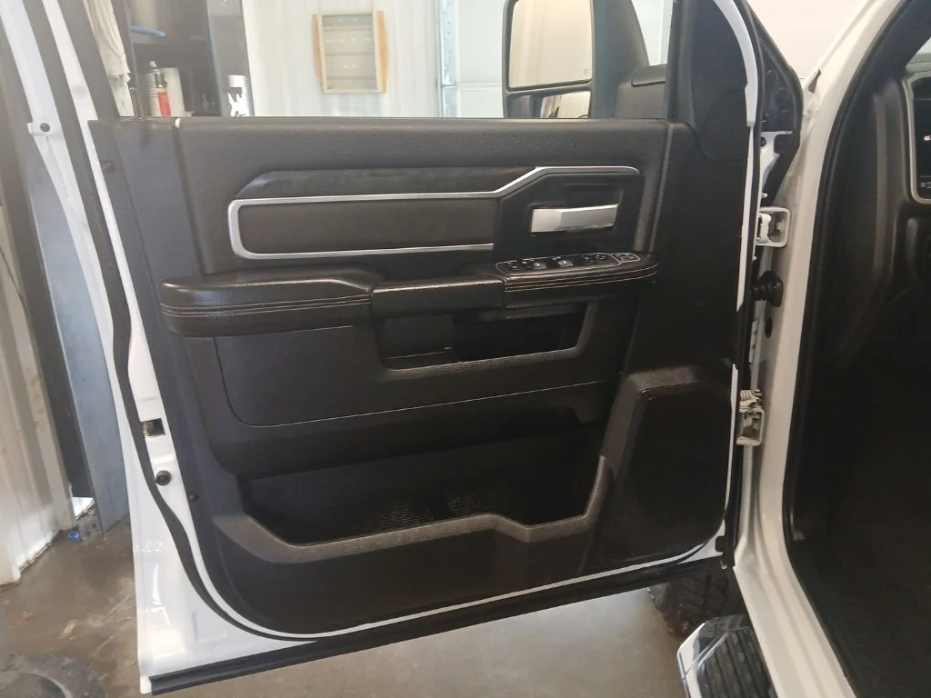 Used 2024 White Ram Big Horn image 33