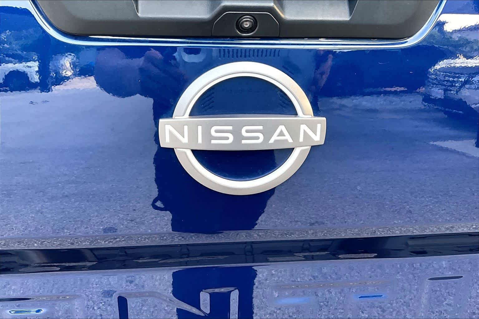 Used 2023 Deep Blue Pearl Nissan SV image 30