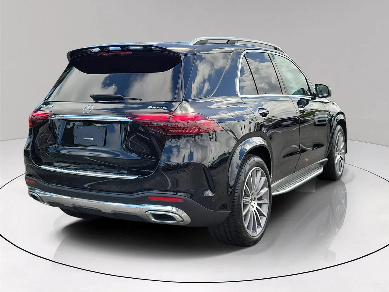 Certified Used 2026 Black Mercedes-Benz GLE 350 image 4