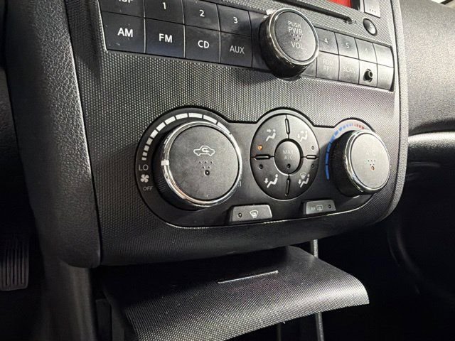 Used 2011 White Nissan 2.5 S image 21