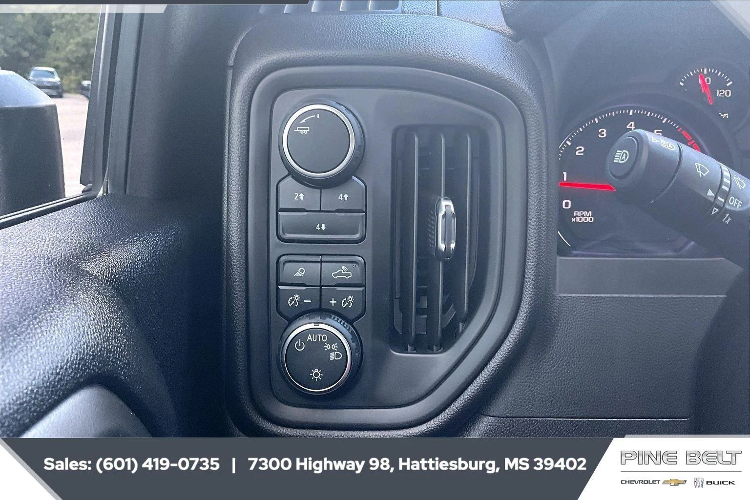 Used 2026 Black Chevrolet Custom image 23